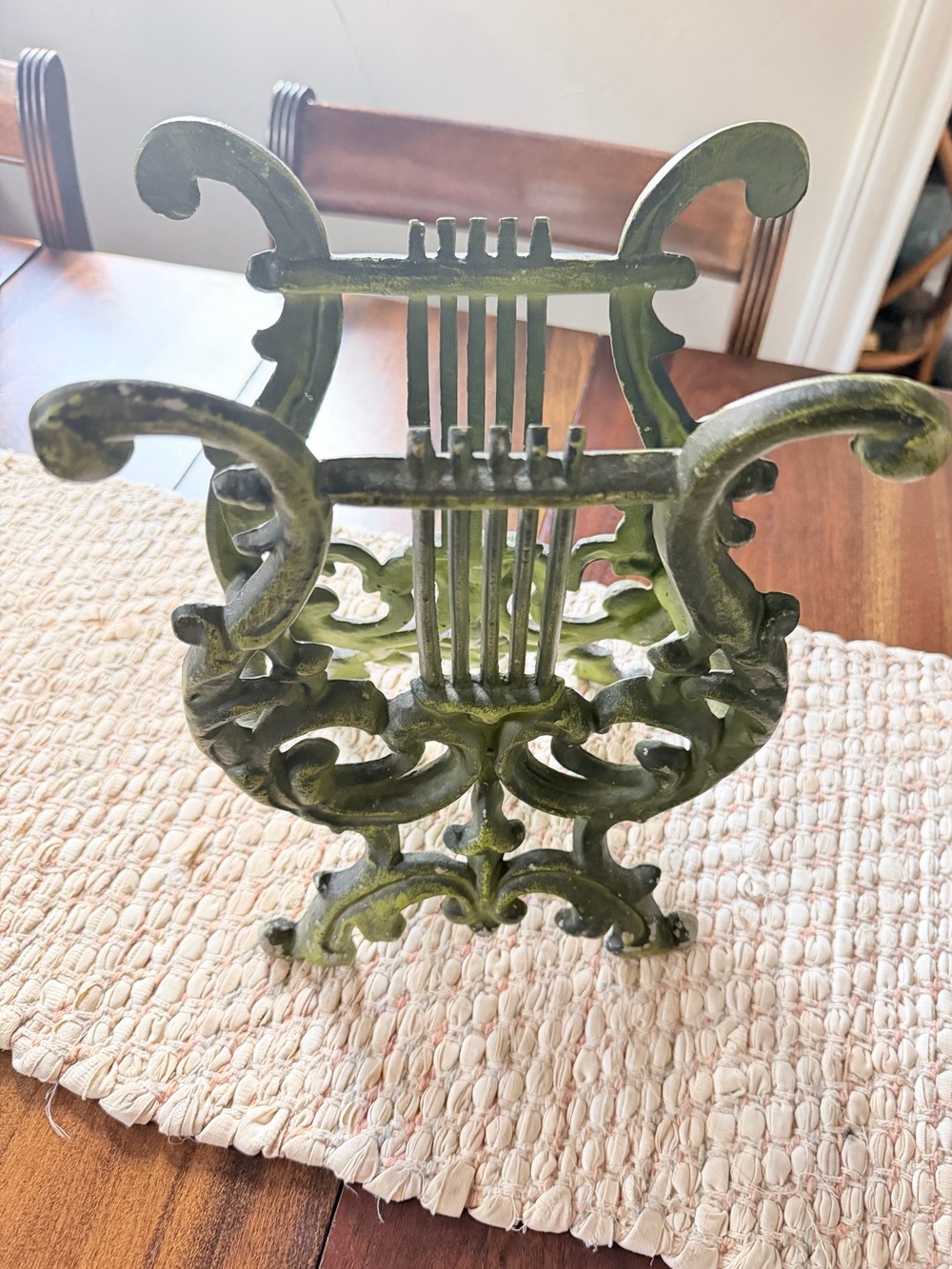 Vintage Unique Green Metal Lyre Harp Sheet Music Holder Tabletop